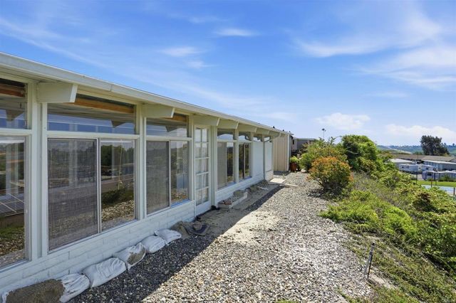 3685 Vista Campana N 30, Oceanside, CA 92057