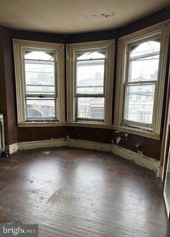 5741 PINE ST, Philadelphia, PA 19143