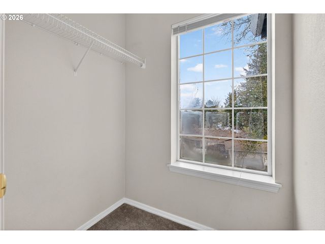 6170 Se LAKE Rd, Milwaukie, OR 97222