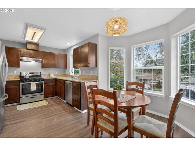 6170 Se LAKE Rd, Milwaukie, OR 97222