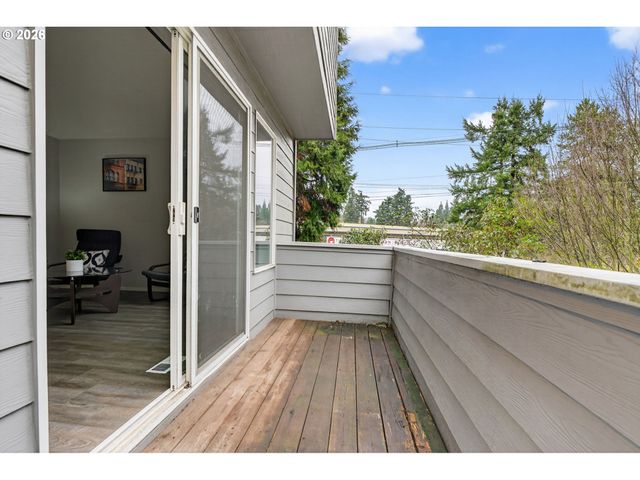 6170 Se LAKE Rd, Milwaukie, OR 97222