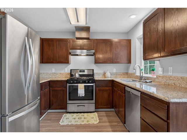 6170 Se LAKE Rd, Milwaukie, OR 97222