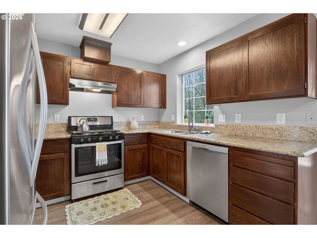 6170 Se LAKE Rd, Milwaukie, OR 97222