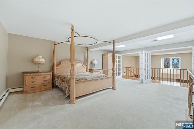 425 Saddle Back Trail, Franklin Lakes, NJ 07417