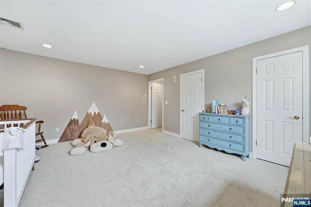 425 Saddle Back Trail, Franklin Lakes, NJ 07417