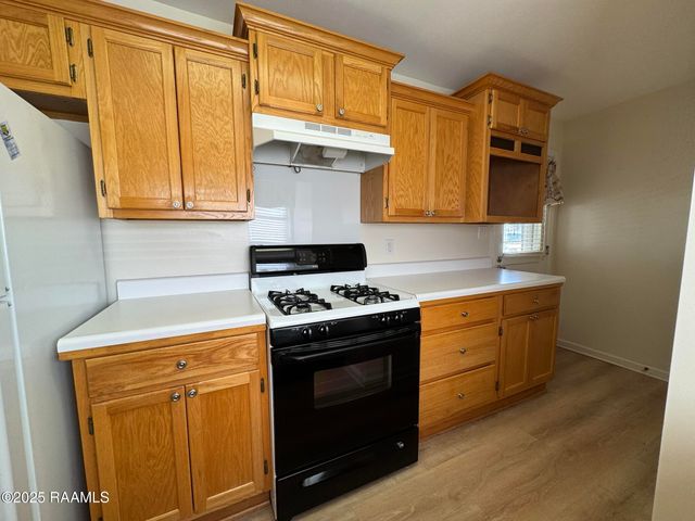 1806 S Iberia Street, New Iberia, LA 70560