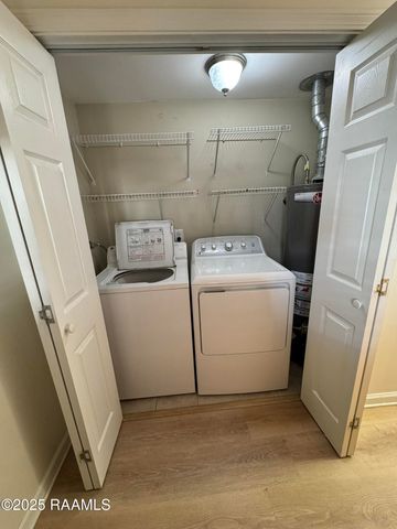 1806 S Iberia Street, New Iberia, LA 70560