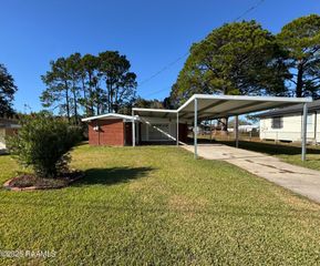 1806 S Iberia Street, New Iberia, LA 70560