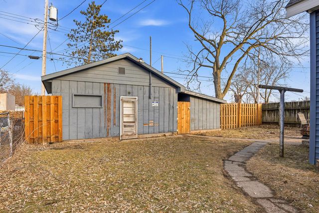 220-222 Copeland AVENUE, La Crosse, WI 54603