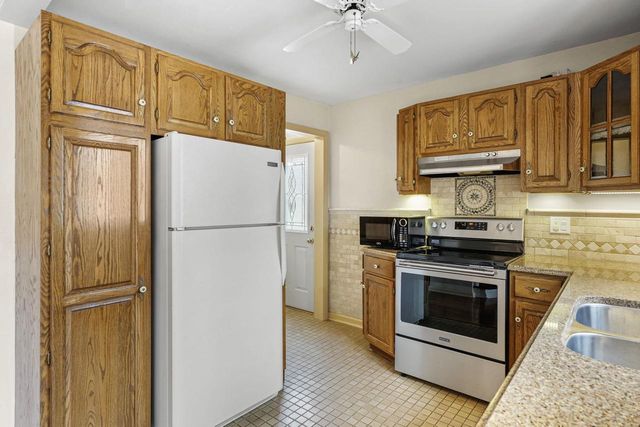 4902 Rothman Place, Monona, WI 53716