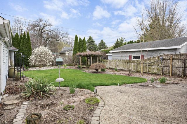 4902 Rothman Place, Monona, WI 53716