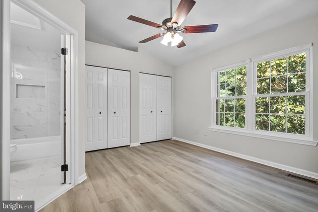 6557 CYPRESS POINT RD, Alexandria, VA 22312