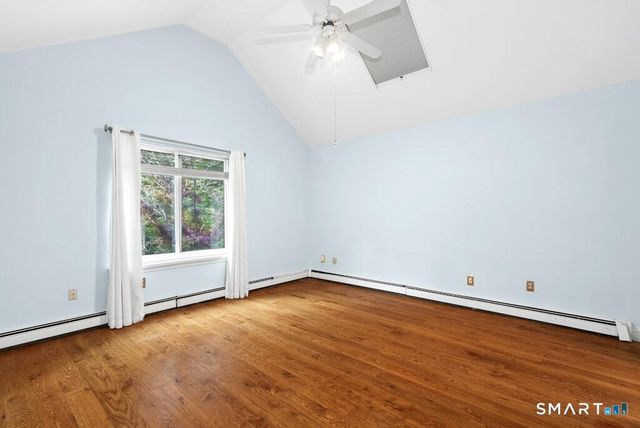 30 Boulevard, Newtown, CT 06470
