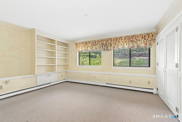 30 Boulevard, Newtown, CT 06470