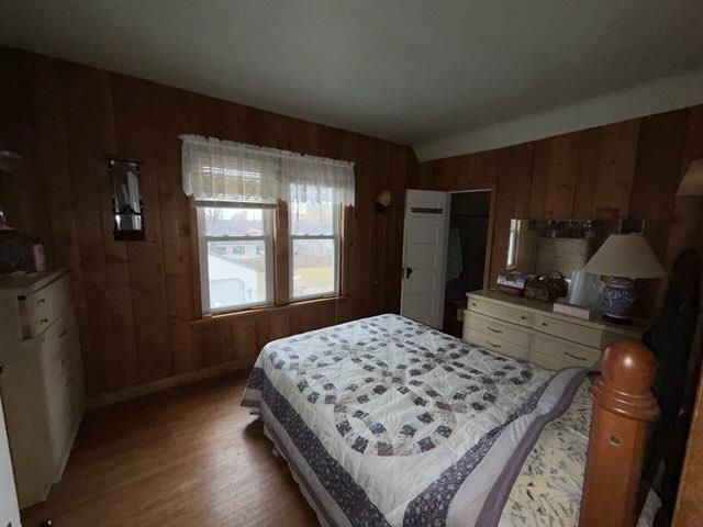 80 TAYCO STREET, Menasha, WI 54952