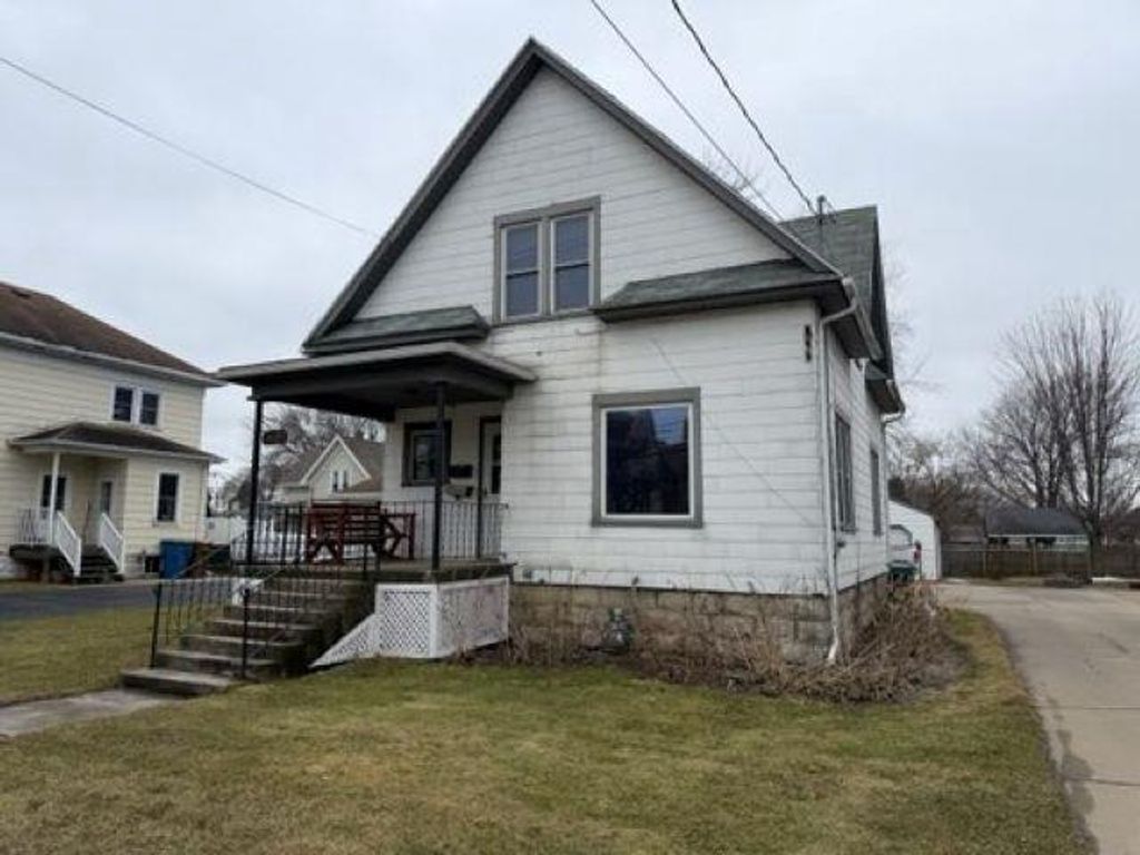 80 TAYCO STREET, Menasha, WI 54952