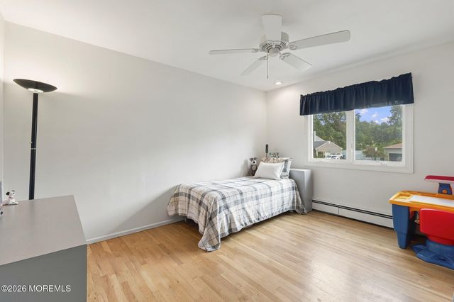 6 Grant Road, Manalapan, NJ 07726