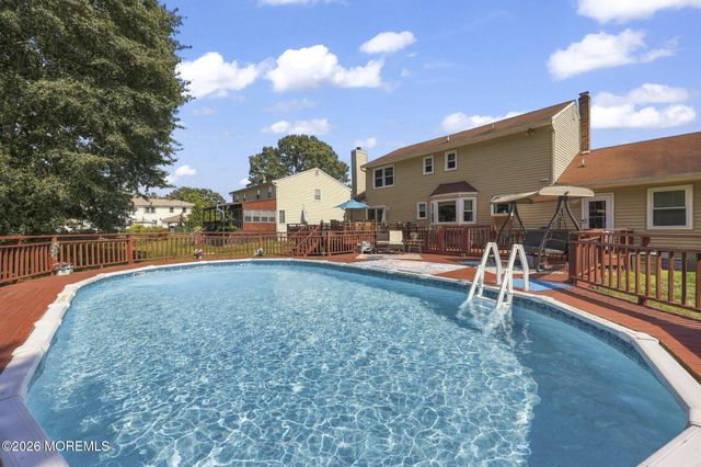 6 Grant Road, Manalapan, NJ 07726