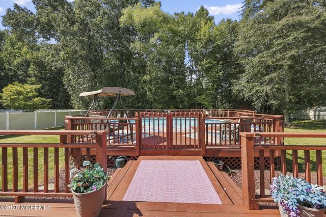 6 Grant Road, Manalapan, NJ 07726