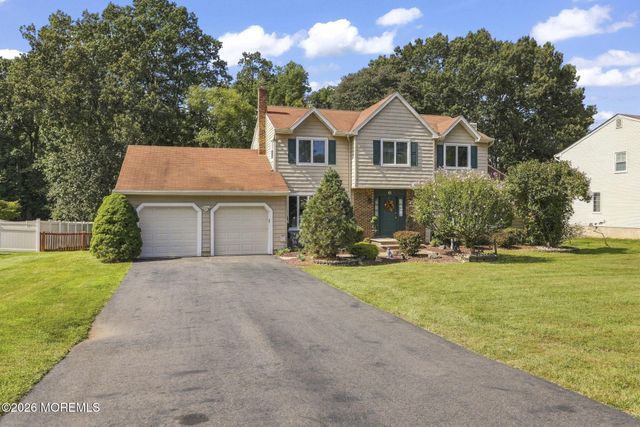 6 Grant Road, Manalapan, NJ 07726