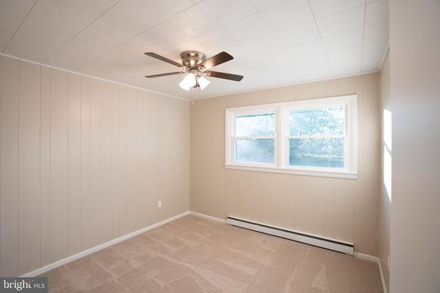 118 SYCAMORE DR, Mount Holly Springs, PA 17065