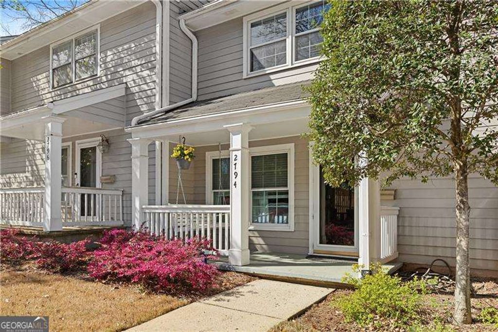 2794 Farmstead Road SE, Smyrna, GA 30080