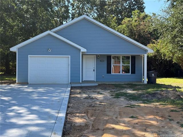 1520 Berriedale Drive, Fayetteville, NC 28304