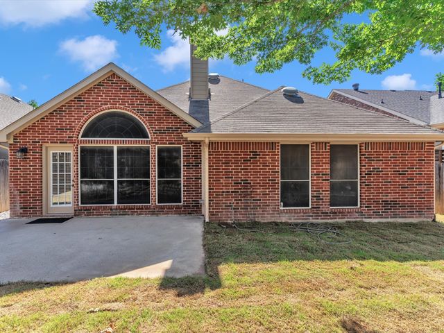 9117 Farmer Drive, Fort Worth, TX 76244
