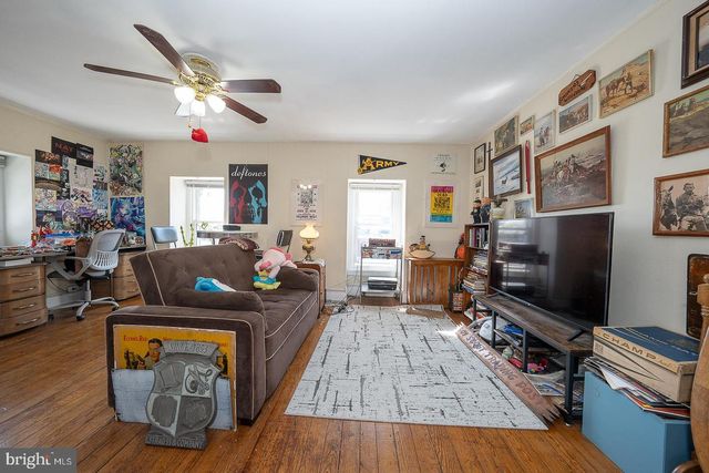 129 SUMAC ST, Philadelphia, PA 19128