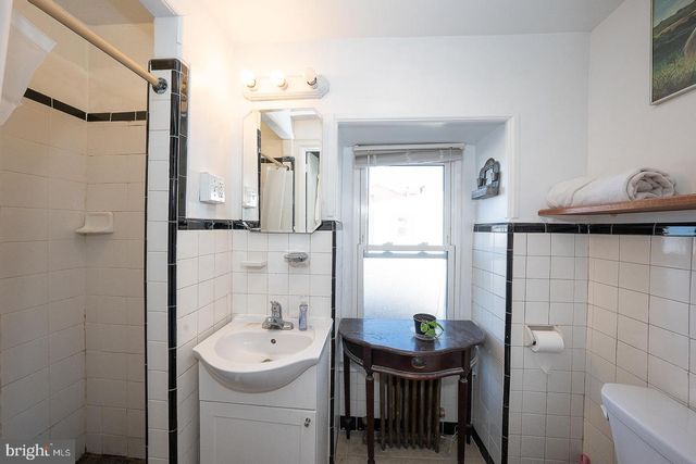 129 SUMAC ST, Philadelphia, PA 19128