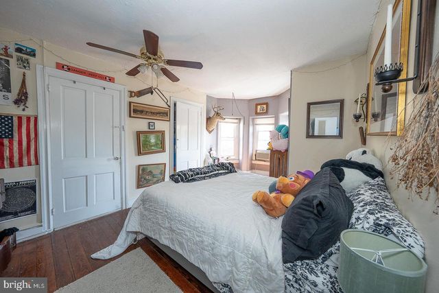 129 SUMAC ST, Philadelphia, PA 19128