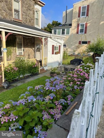 129 SUMAC ST, Philadelphia, PA 19128