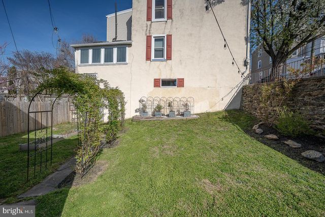 129 SUMAC ST, Philadelphia, PA 19128