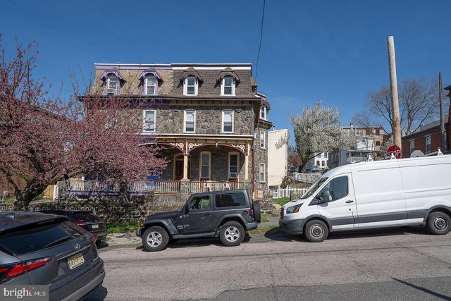 129 SUMAC ST, Philadelphia, PA 19128