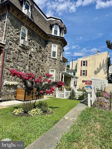 129 SUMAC ST, Philadelphia, PA 19128