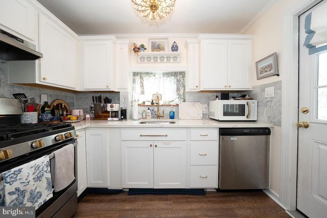 129 SUMAC ST, Philadelphia, PA 19128