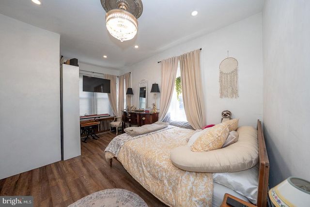 129 SUMAC ST, Philadelphia, PA 19128