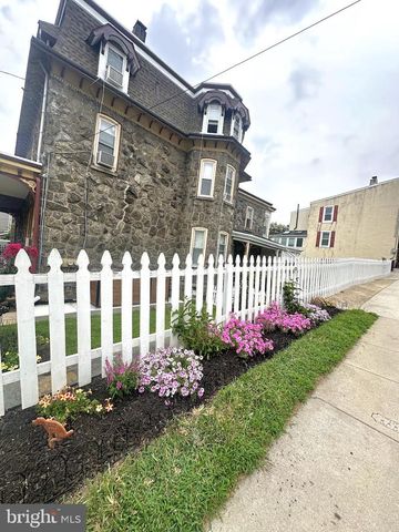 129 SUMAC ST, Philadelphia, PA 19128