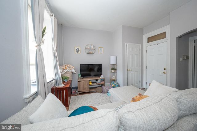 129 SUMAC ST, Philadelphia, PA 19128