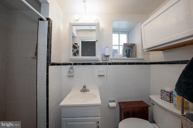 129 SUMAC ST, Philadelphia, PA 19128