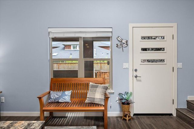 65 S Mountain Avenue, Ashland, OR 97520