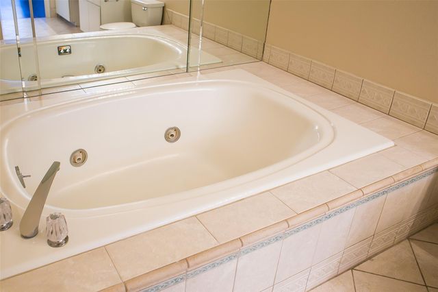 3098 Holly Hall Street 3098, Houston, TX 77054