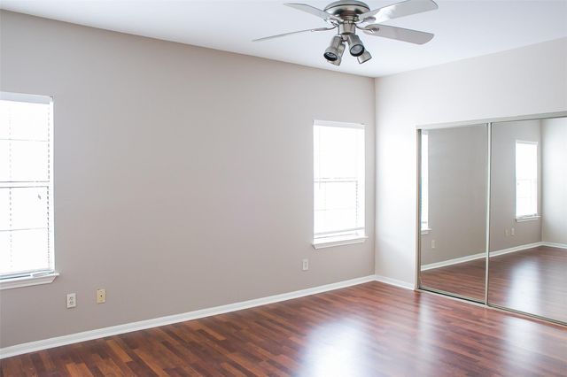 3098 Holly Hall Street 3098, Houston, TX 77054