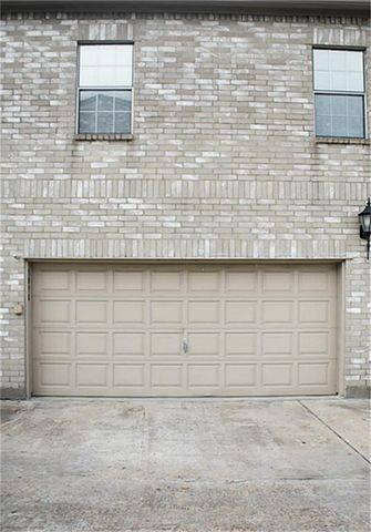 3098 Holly Hall Street 3098, Houston, TX 77054