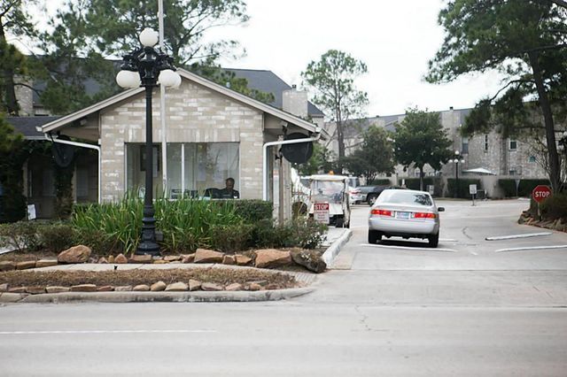 3098 Holly Hall Street 3098, Houston, TX 77054