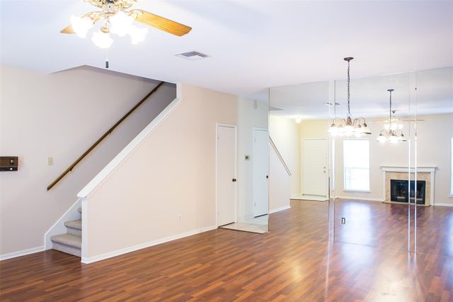 3098 Holly Hall Street 3098, Houston, TX 77054