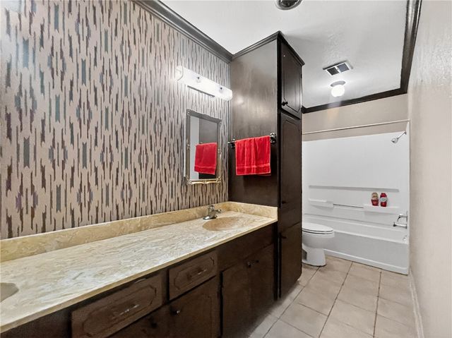 3201 S Brahma Blvd, Kingsville, TX 78363