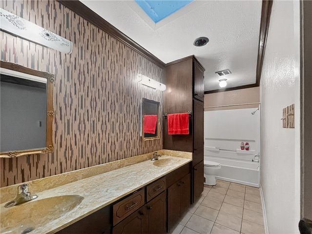 3201 S Brahma Blvd, Kingsville, TX 78363