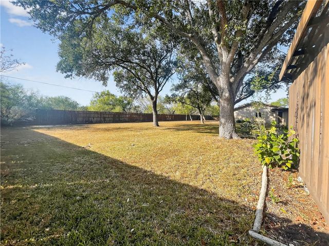 3201 S Brahma Blvd, Kingsville, TX 78363