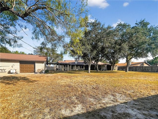 3201 S Brahma Blvd, Kingsville, TX 78363